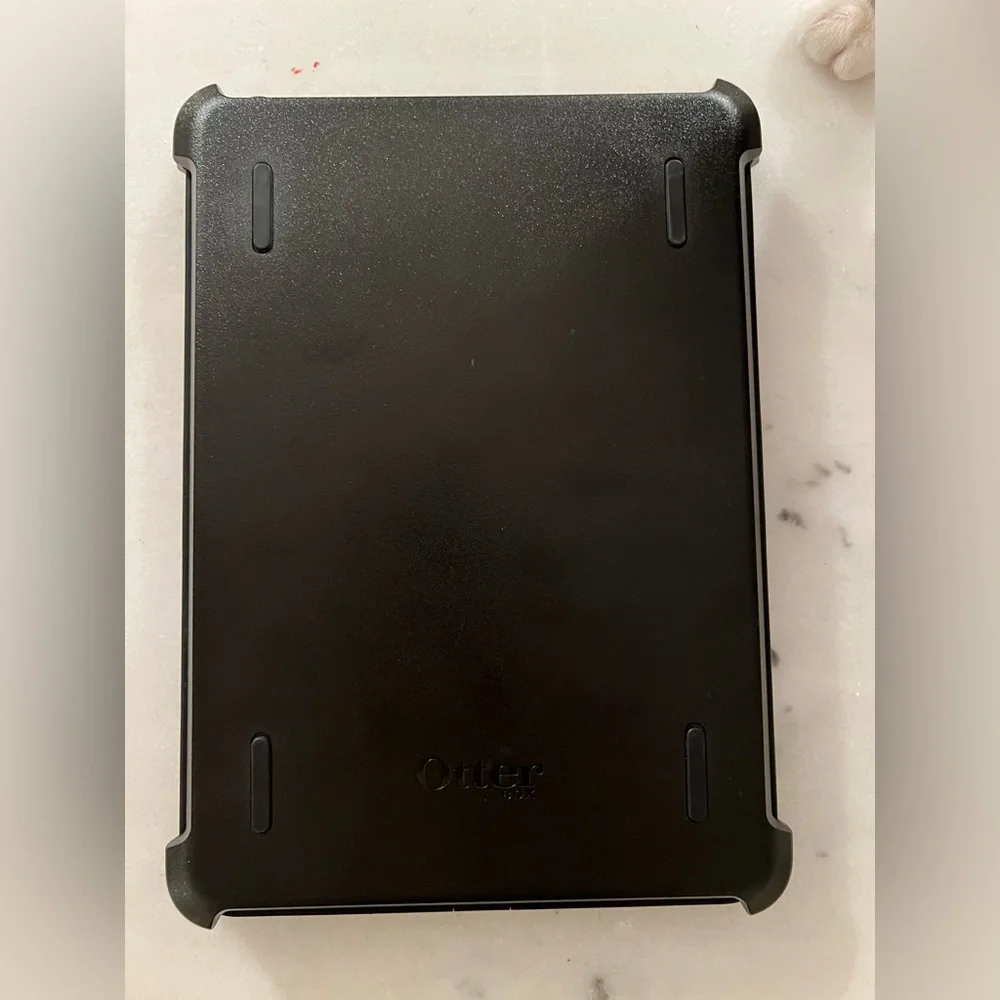 LifeProof Black Tablet Cover Ultimate Protection